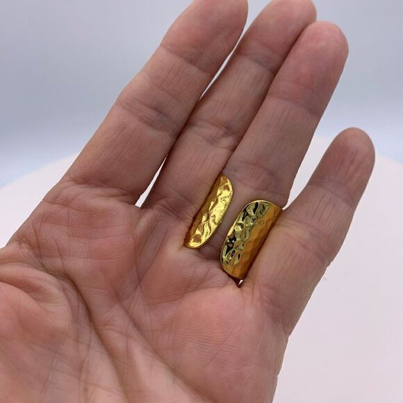 Ring, NWOT, real pearl, gold, crystals, adjustable size, statement, - Picture 6 of 14